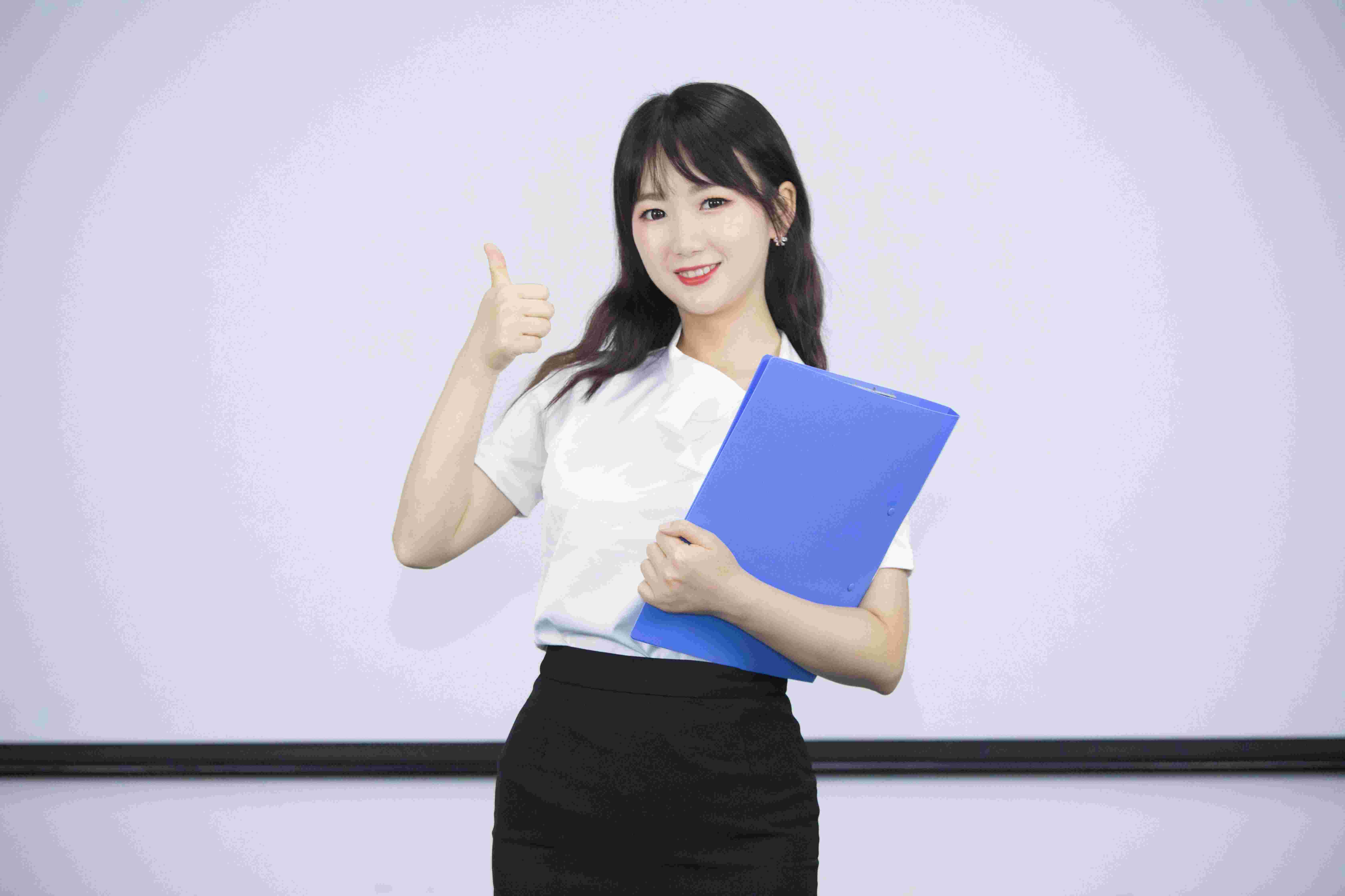 客服24小時(shí)在線(xiàn)服務(wù)